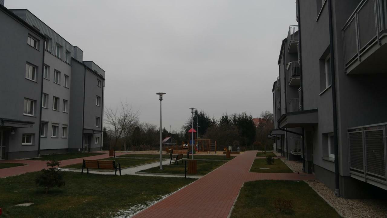 Apartament-Sweet Night Lubiń エクステリア 写真